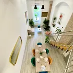 公寓 Jungle Loft - Central/free Parking *