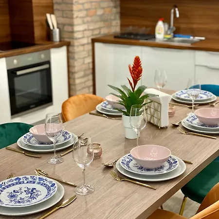 Apartament Jungle Loft - Central/free Parking Lublana